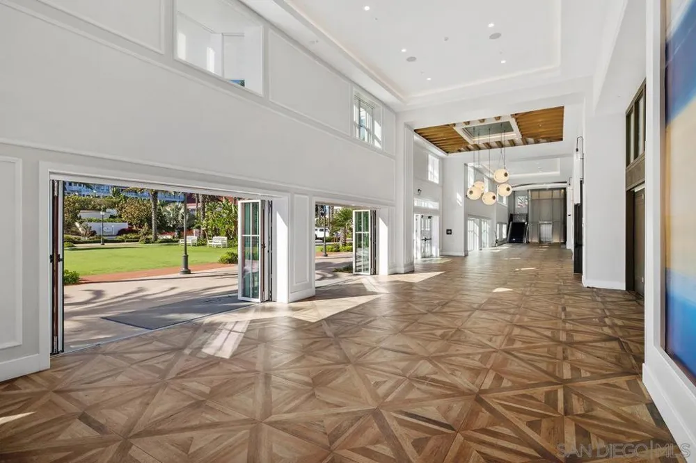 1500 Orange Ave #74 Coronado, CA 92118