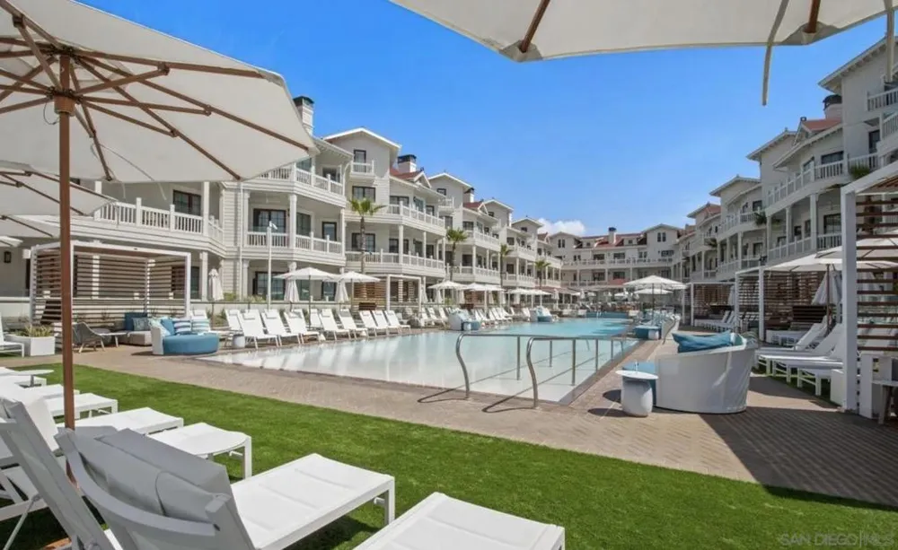 1500 Orange Ave #74 Coronado, CA 92118