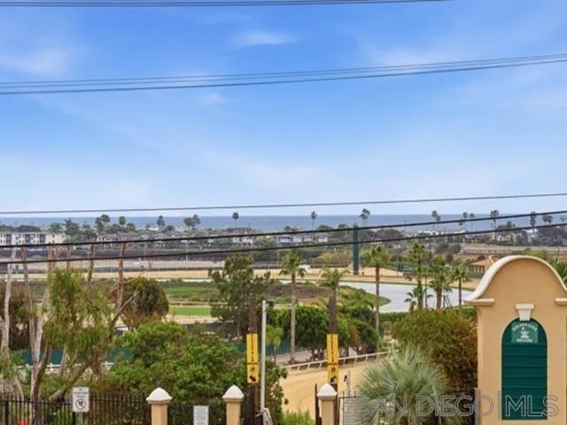 317 Arcaro Ln Solana Beach, CA 92075