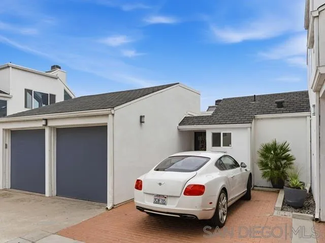 317 Arcaro Ln Solana Beach, CA 92075