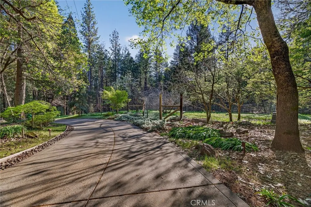 62 Hollow Oak Lane Chico, CA 95973