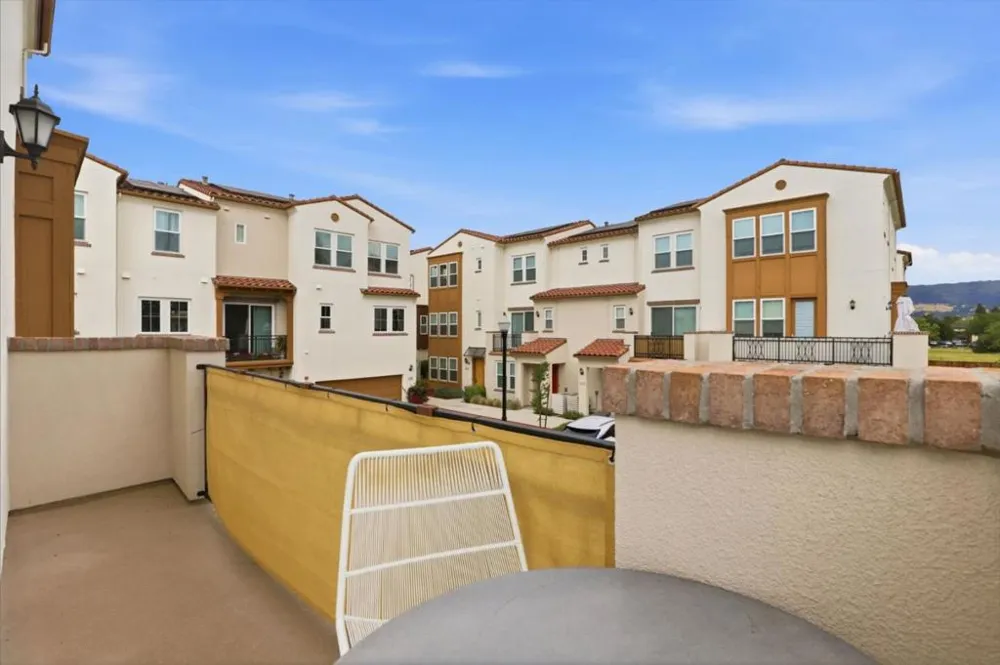 625 Los Castanos Drive Morgan Hill, CA 95037