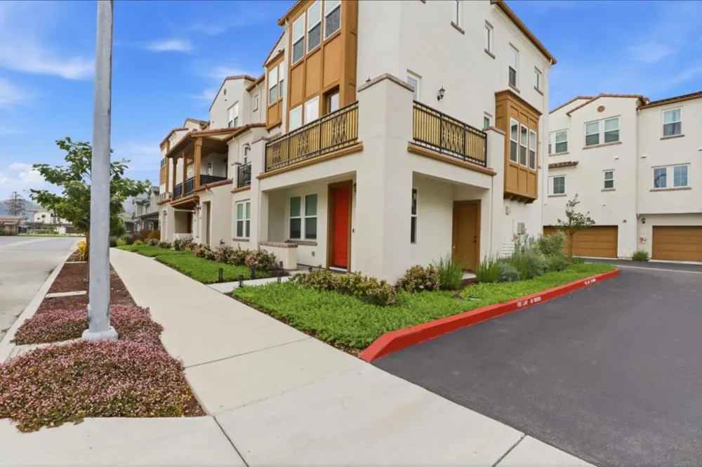 625 Los Castanos Drive Morgan Hill, CA 95037