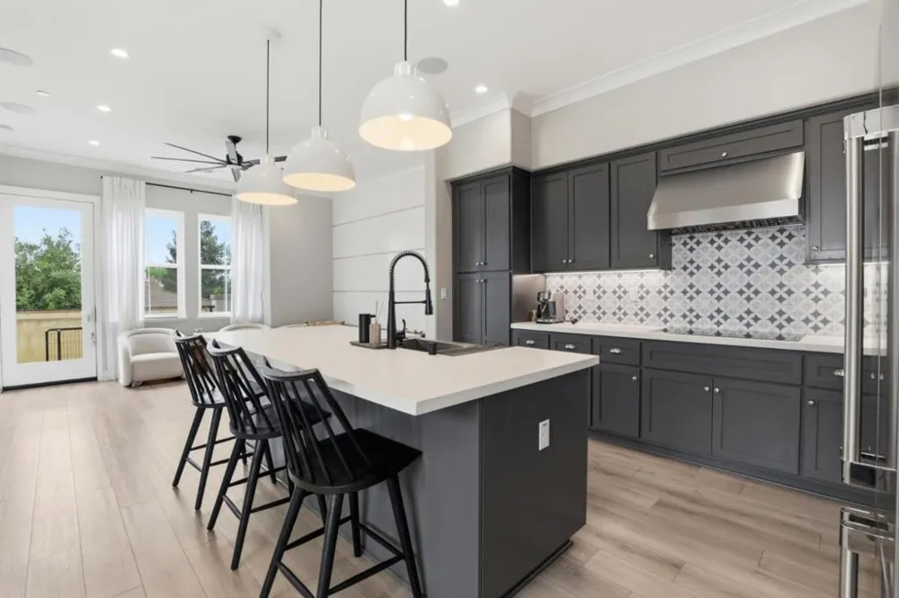 625 Los Castanos Drive Morgan Hill, CA 95037
