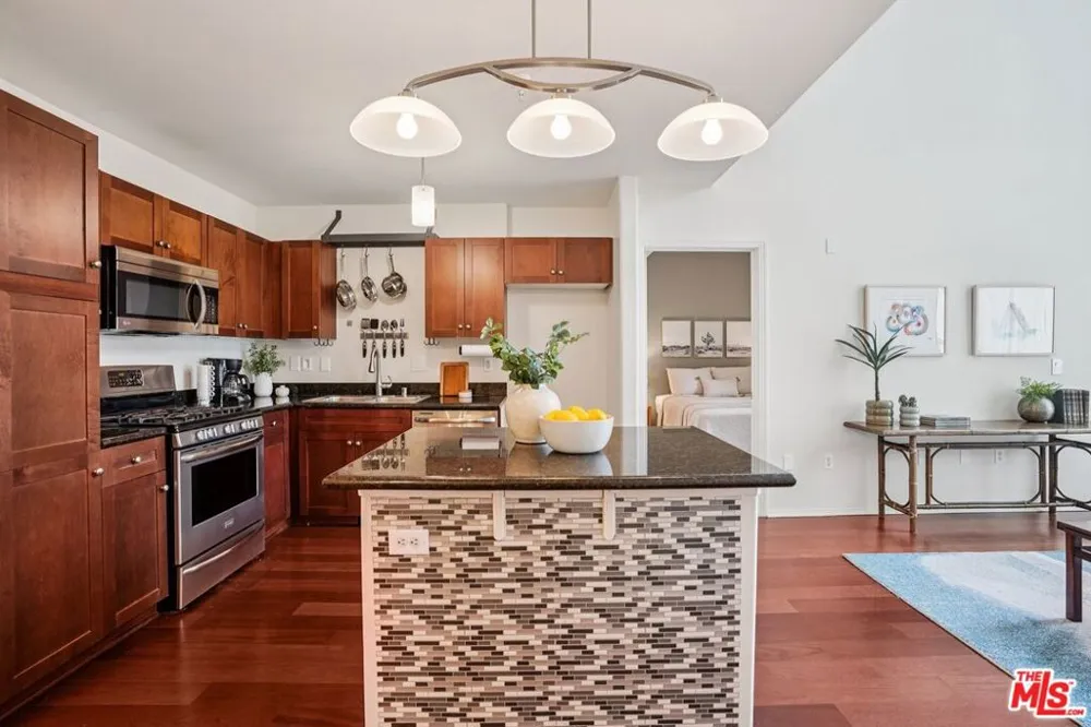 100 S Alameda Street #432 Los Angeles, CA 90012