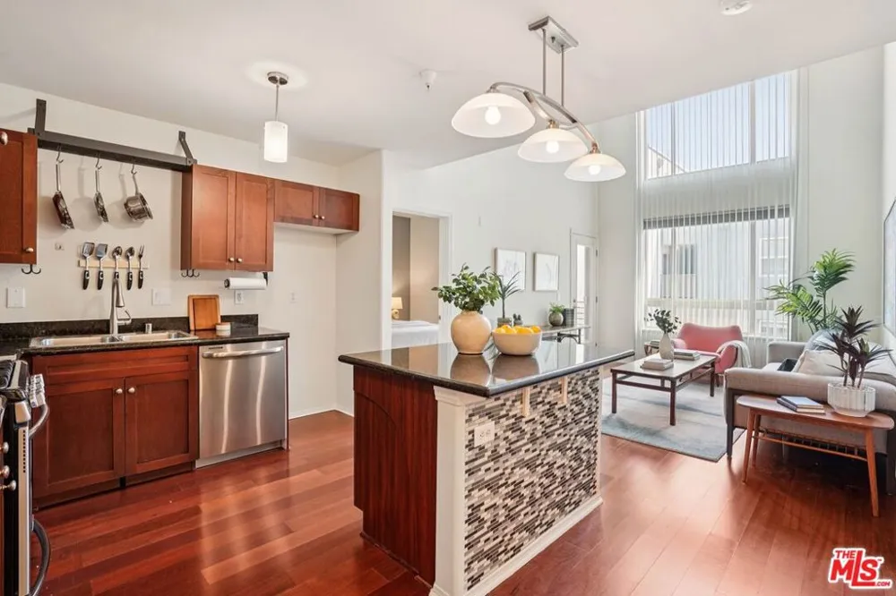 100 S Alameda Street #432 Los Angeles, CA 90012