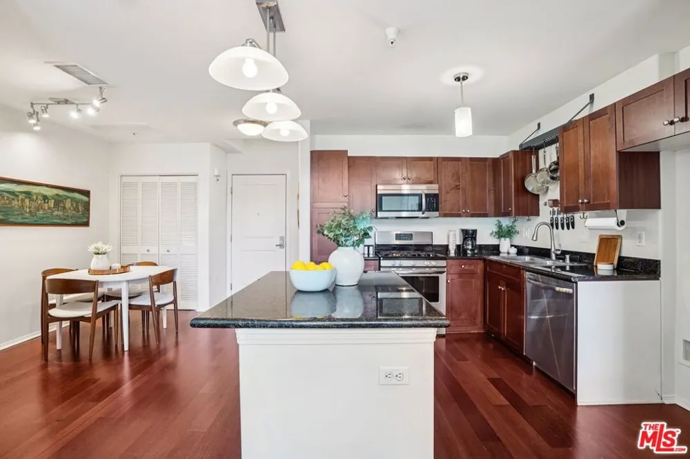 100 S Alameda Street #432 Los Angeles, CA 90012