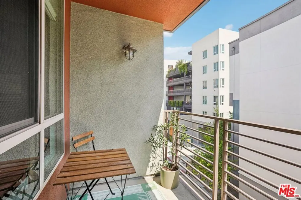 100 S Alameda Street #432 Los Angeles, CA 90012