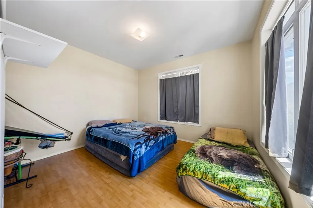 2920 Meadow Creek Road Clearlake Oaks, CA 95423