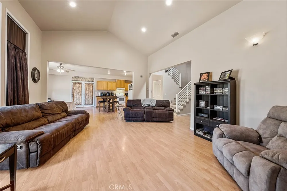 2920 Meadow Creek Road Clearlake Oaks, CA 95423