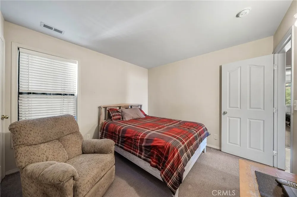 2920 Meadow Creek Road Clearlake Oaks, CA 95423