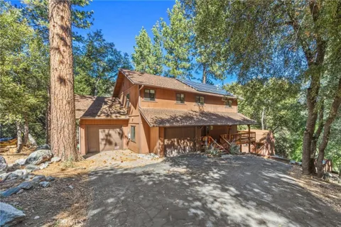 2332 Alpen Court