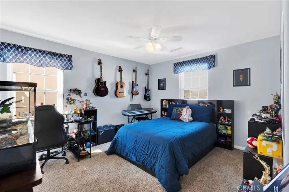 5341 Parma Fontana, CA 92336