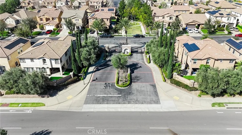 5341 Parma Fontana, CA 92336