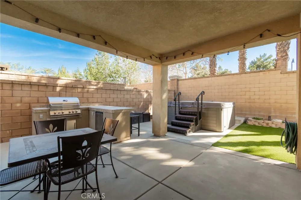 5341 Parma Fontana, CA 92336
