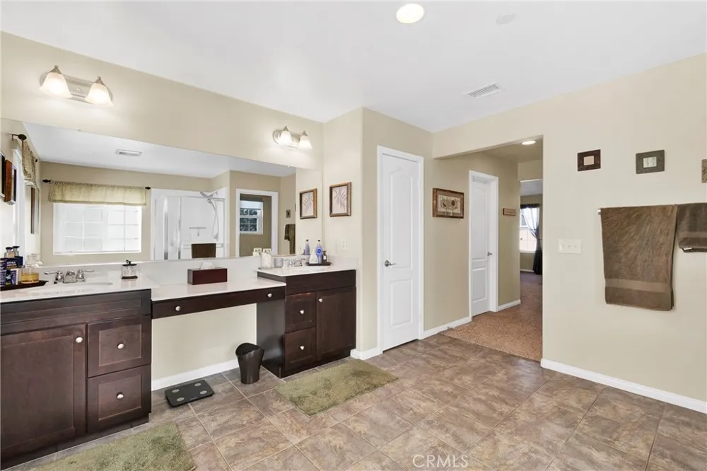 5341 Parma Fontana, CA 92336