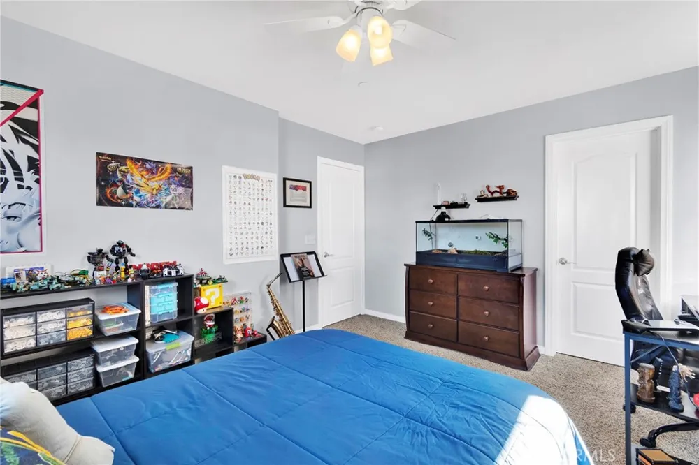 5341 Parma Fontana, CA 92336