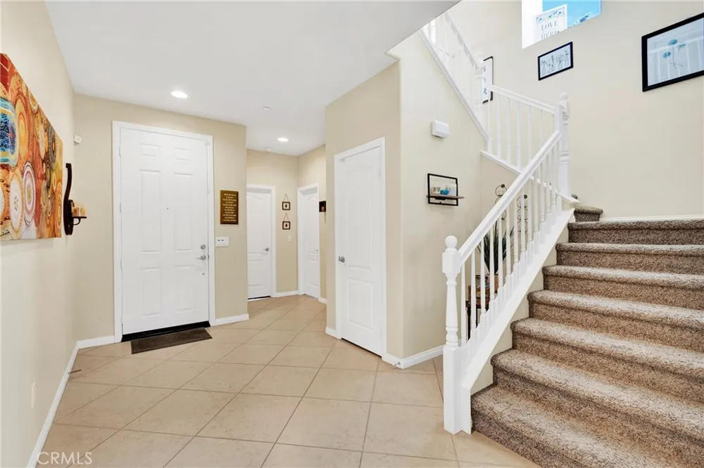 5341 Parma Fontana, CA 92336