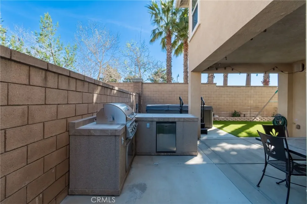 5341 Parma Fontana, CA 92336