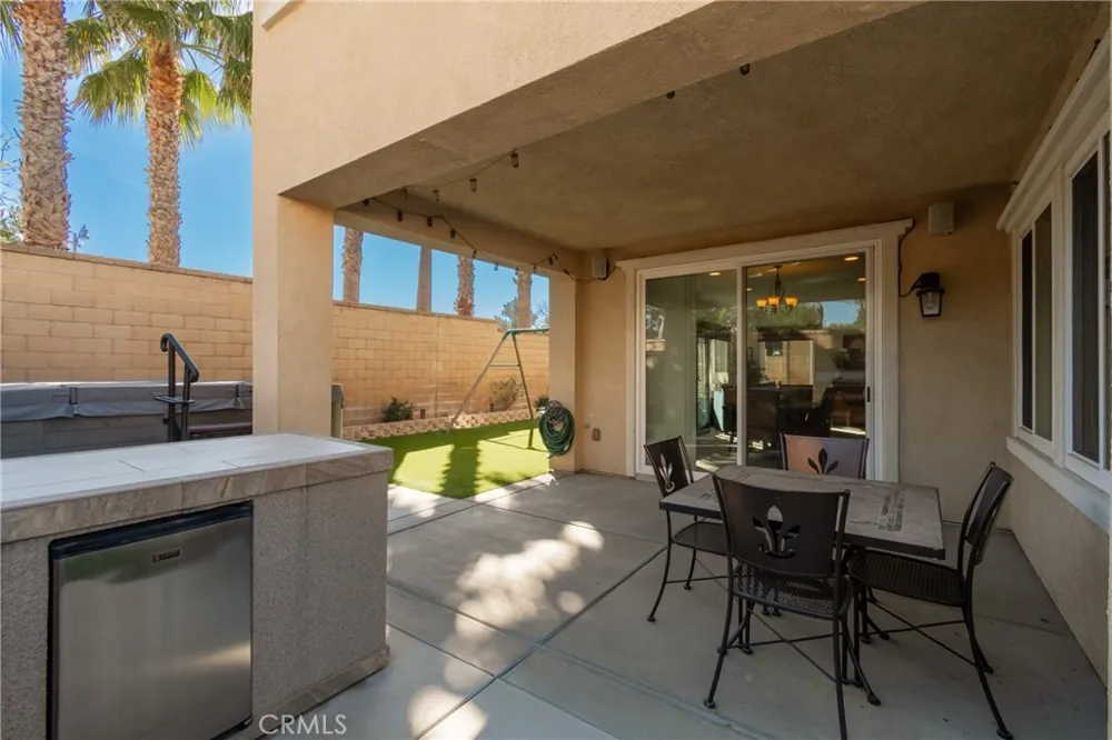 5341 Parma Fontana, CA 92336