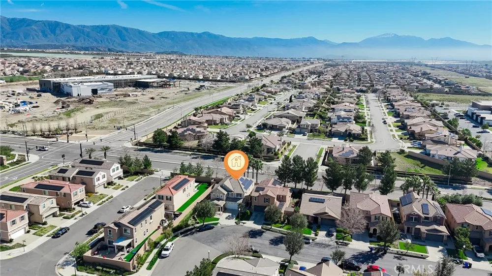 5341 Parma Fontana, CA 92336