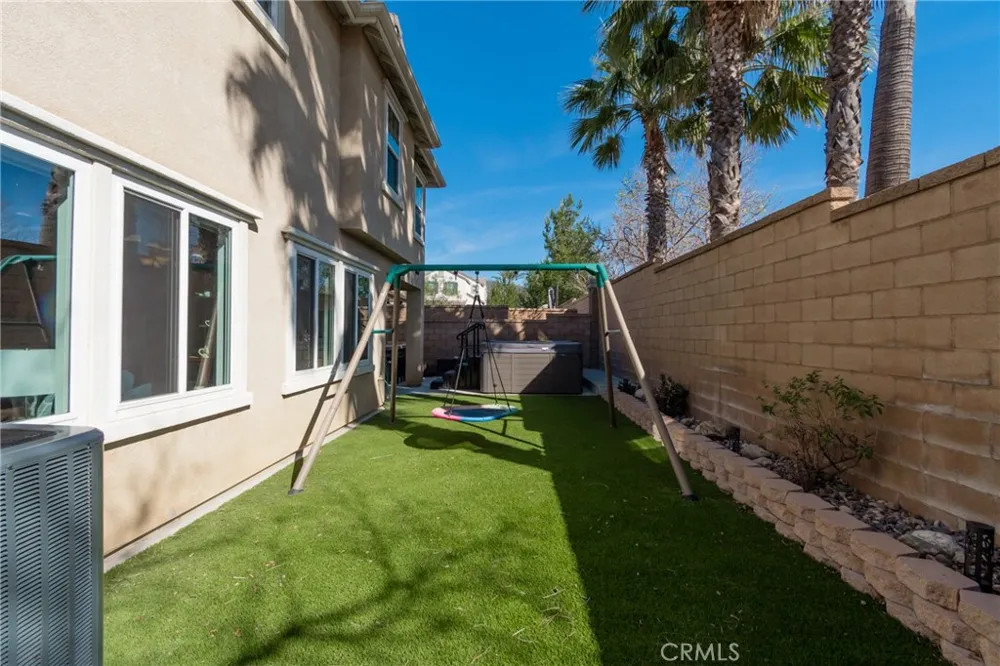 5341 Parma Fontana, CA 92336