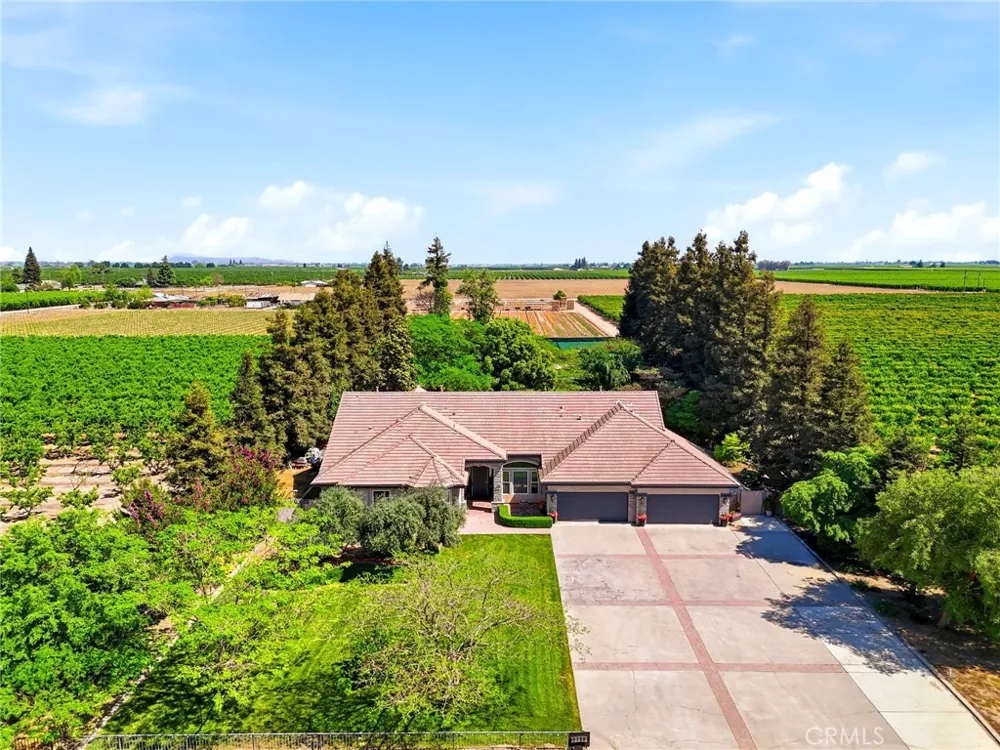 40912 Road 40 Dinuba, CA 93618