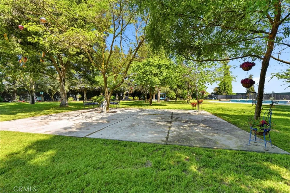 40912 Road 40 Dinuba, CA 93618