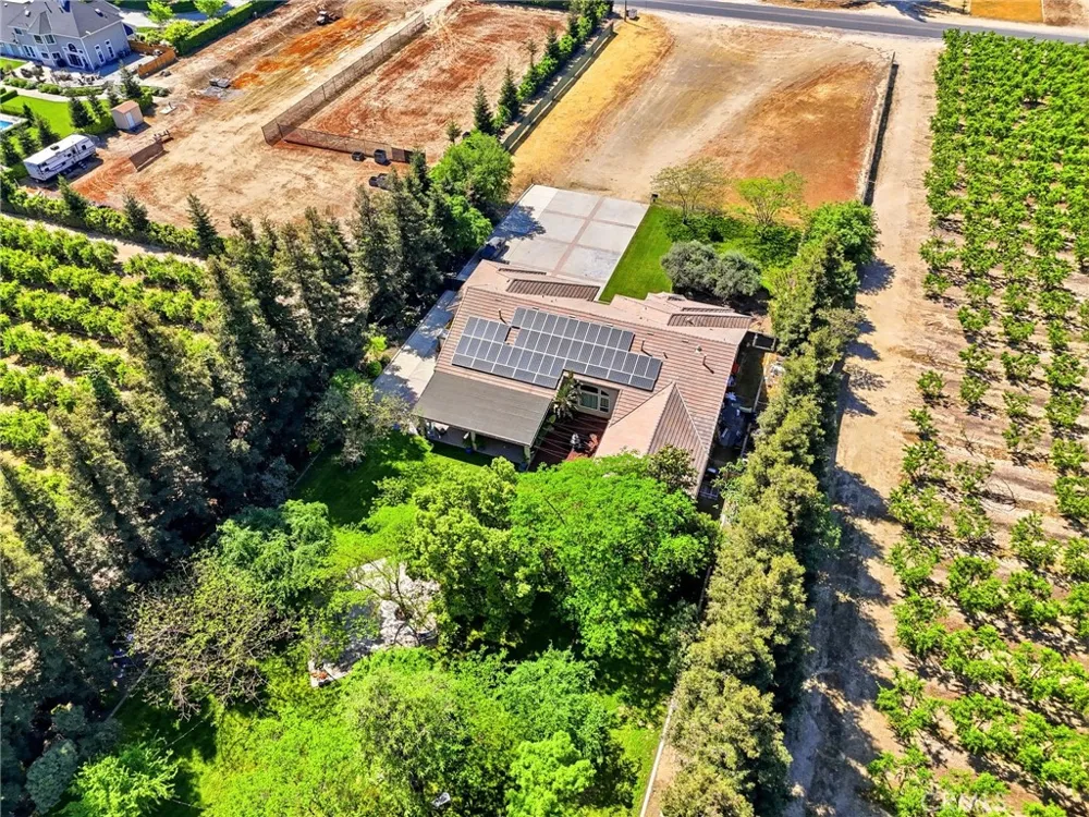 40912 Road 40 Dinuba, CA 93618