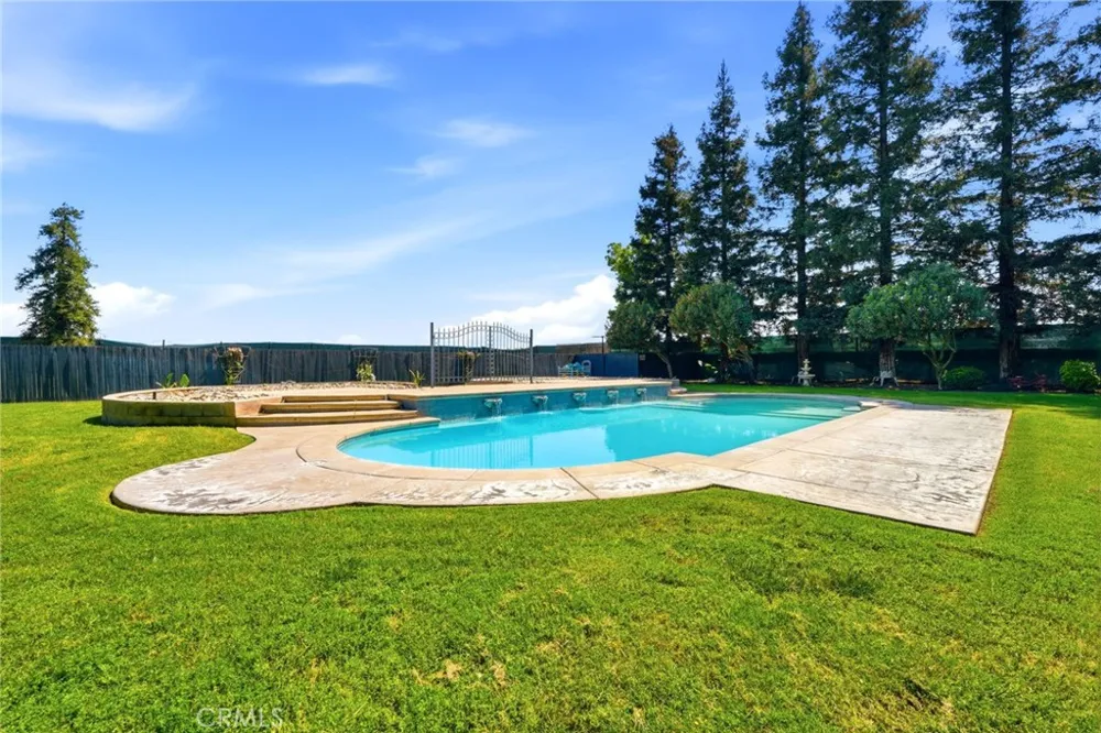 40912 Road 40 Dinuba, CA 93618