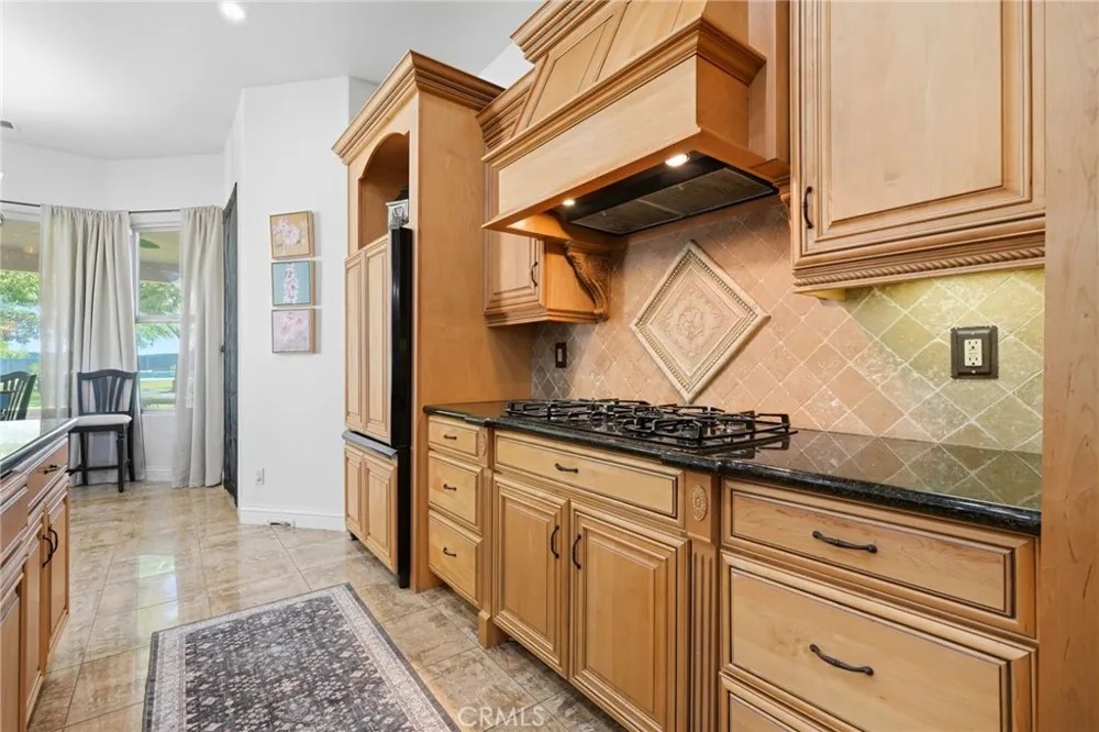 40912 Road 40 Dinuba, CA 93618