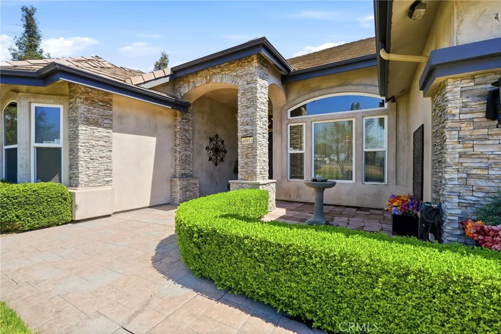 40912 Road 40 Dinuba, CA 93618