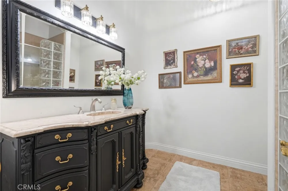 40912 Road 40 Dinuba, CA 93618