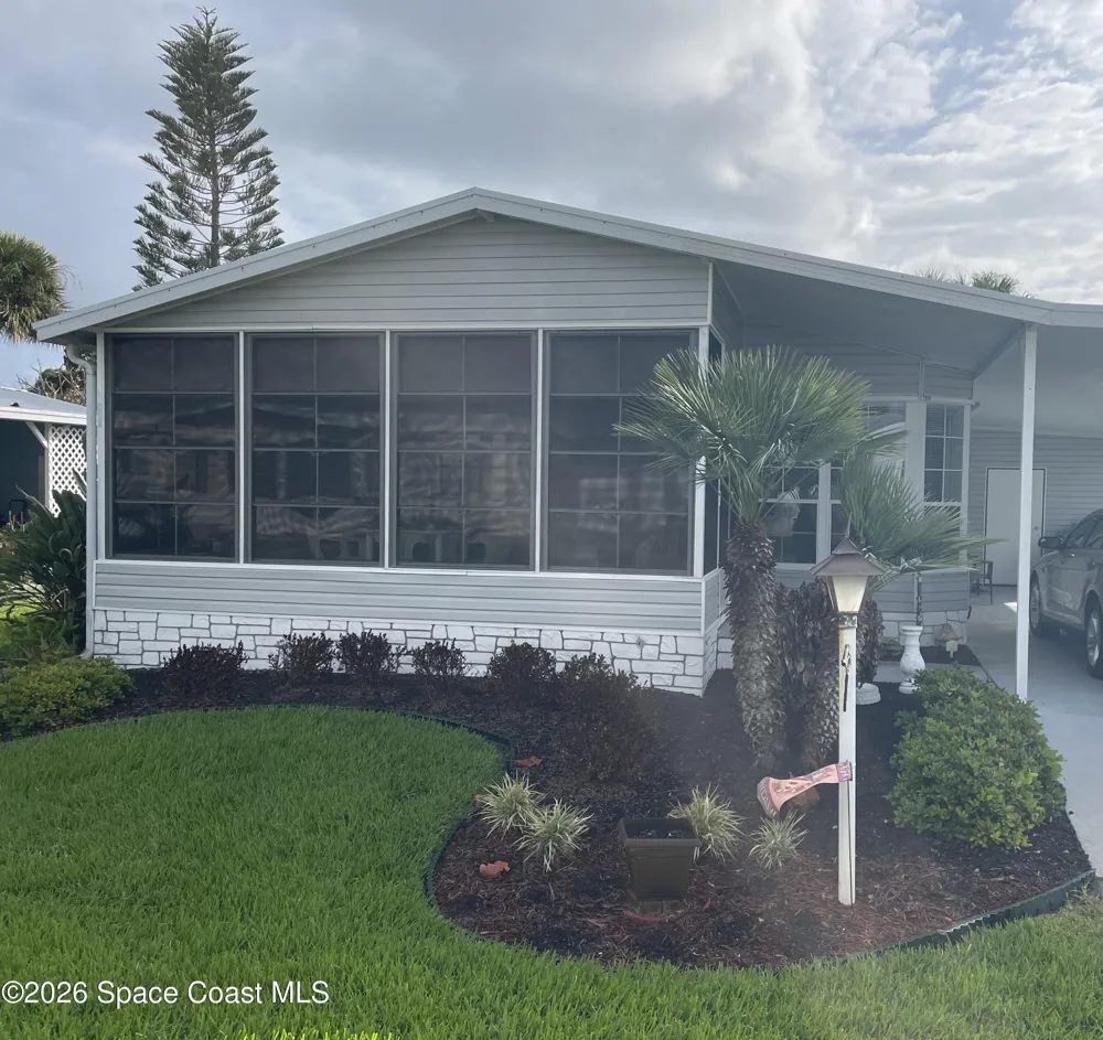 7579 Boxelder Road Micco, FL 32976