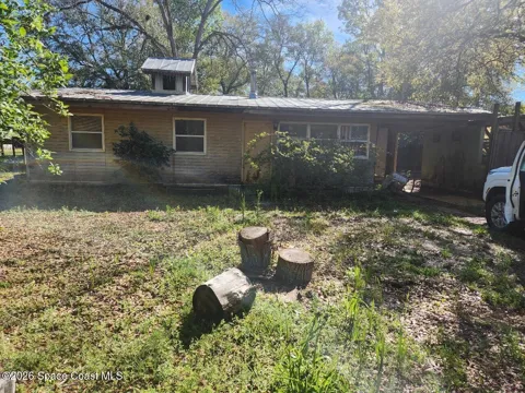 3607 S Lakewood Drive