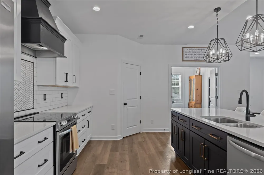 30220 W Lake Drive Wagram, NC 28396