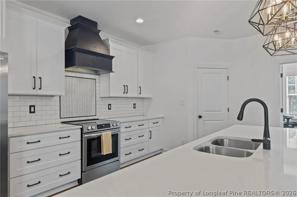 30220 W Lake Drive Wagram, NC 28396