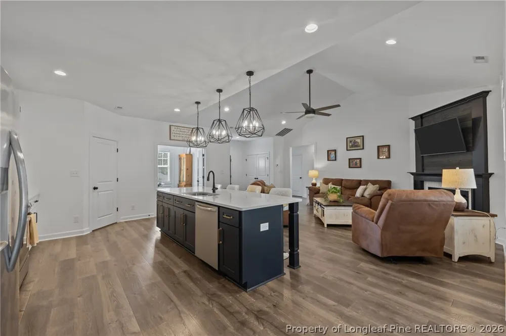 30220 W Lake Drive Wagram, NC 28396