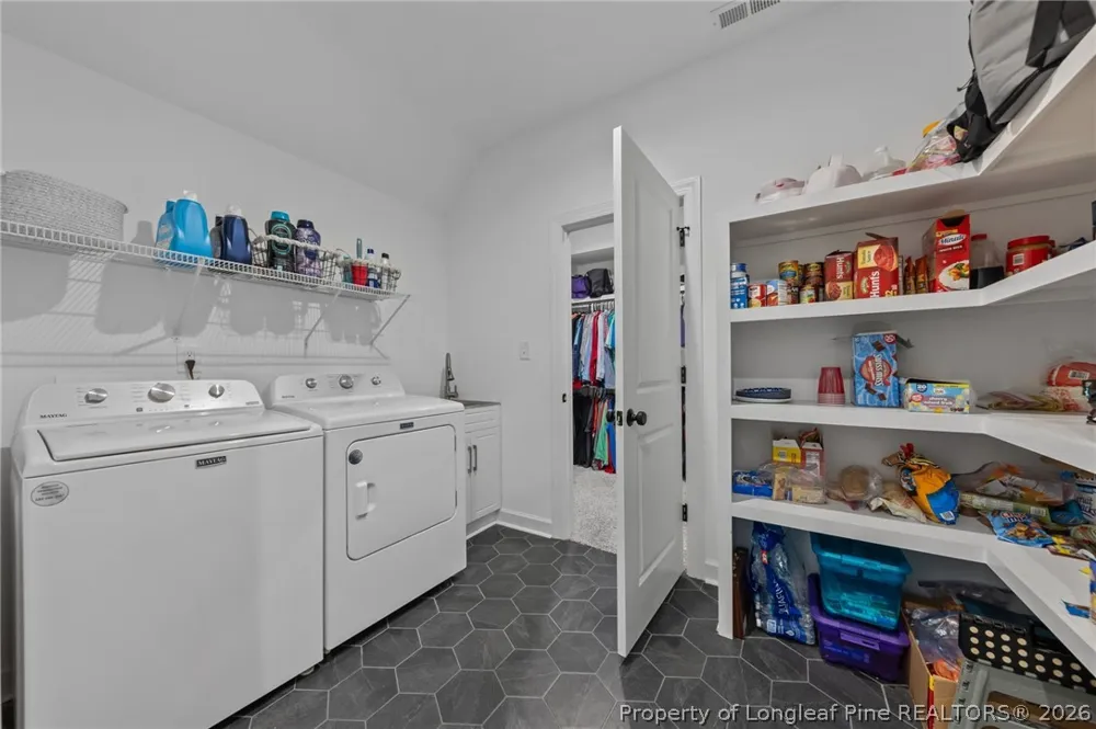 30220 W Lake Drive Wagram, NC 28396