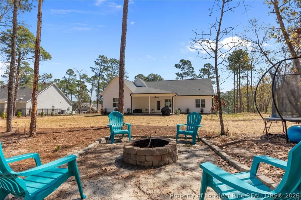 30220 W Lake Drive Wagram, NC 28396