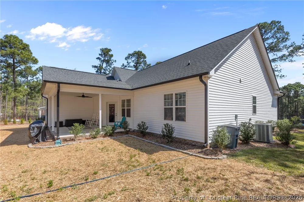 30220 W Lake Drive Wagram, NC 28396