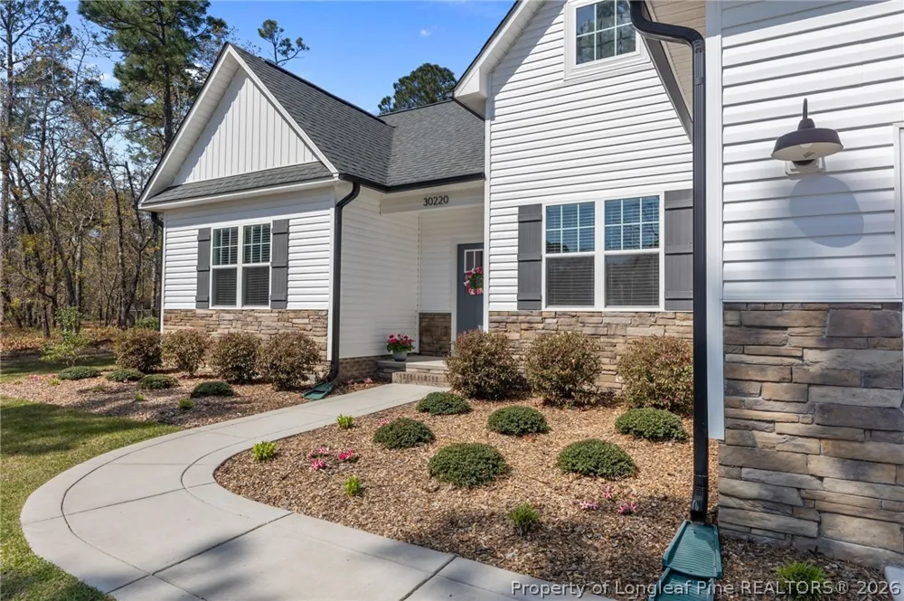 30220 W Lake Drive Wagram, NC 28396