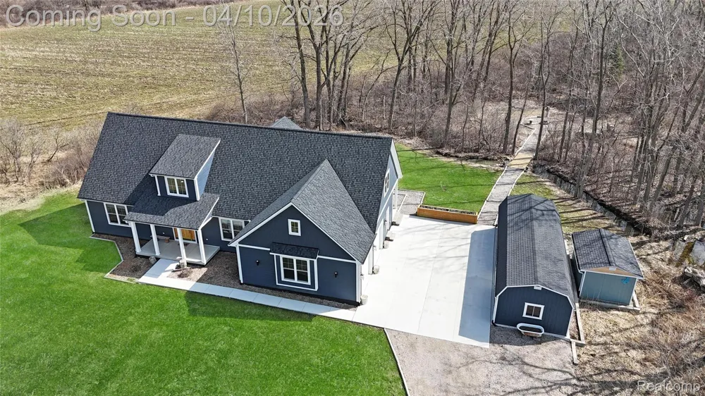 70336 Welding Road Richmond Township, MI 48062