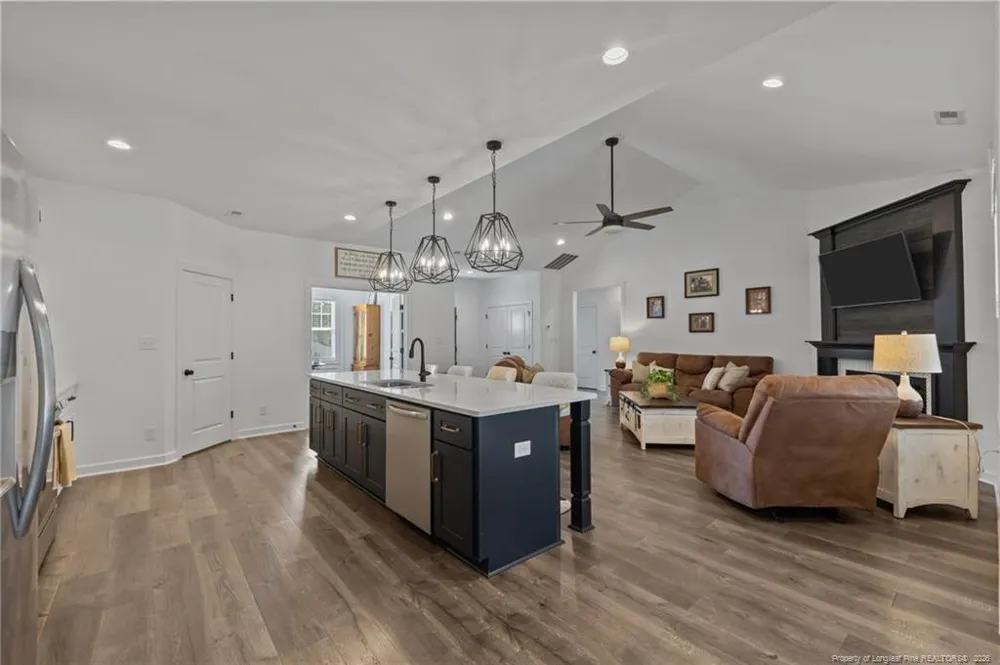 30220 W Lake Drive Wagram, NC 28396