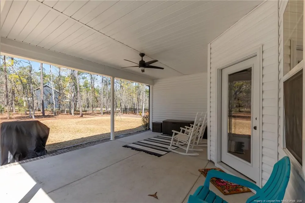 30220 W Lake Drive Wagram, NC 28396