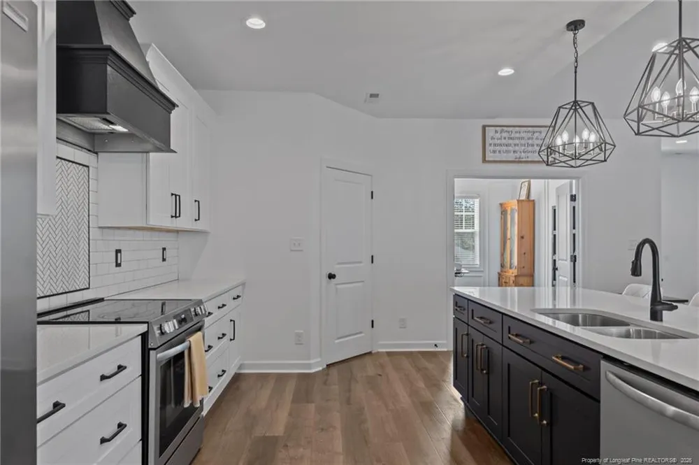 30220 W Lake Drive Wagram, NC 28396