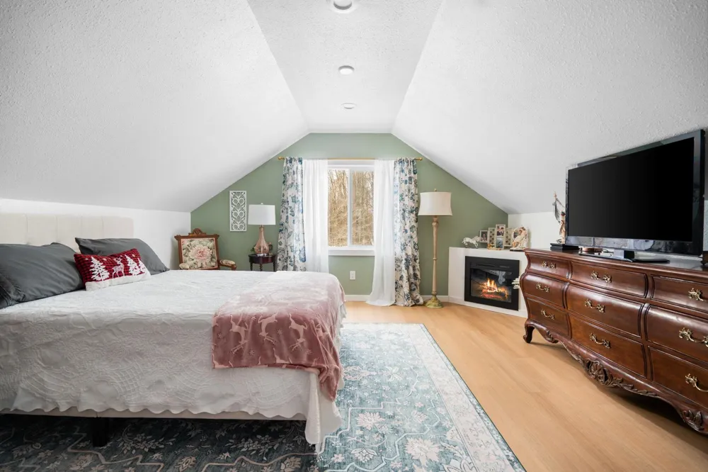 8382 SW Hudson Road Springfield Township, MI 49633