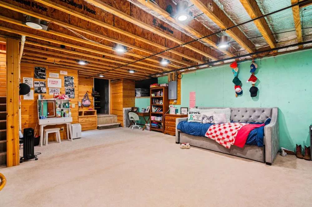 8382 SW Hudson Road Springfield Township, MI 49633