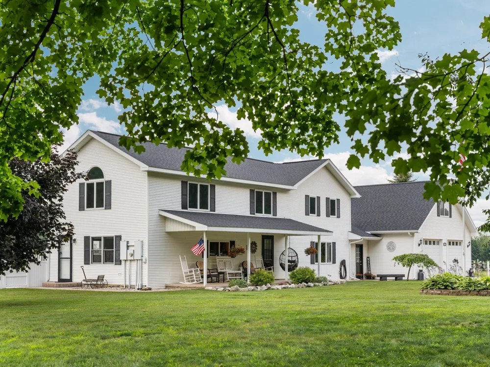 8382 SW Hudson Road Springfield Township, MI 49633