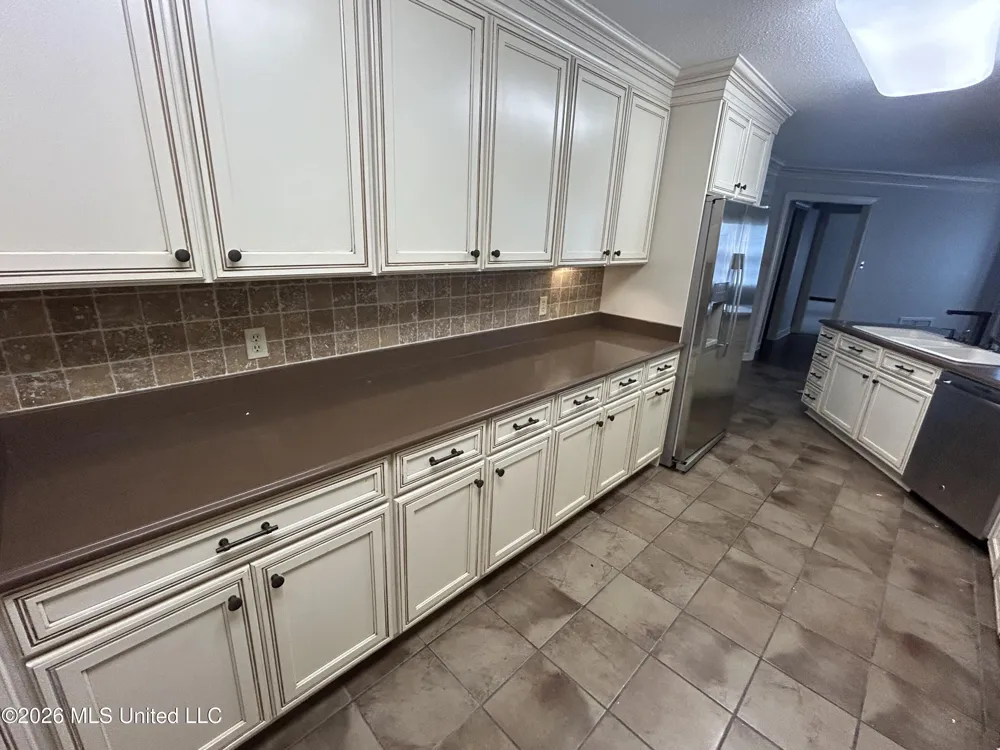 628 S Aubrey Circle Greenwood, MS 38930